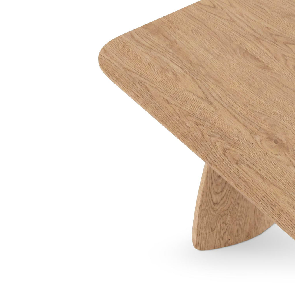 Fixed table 200 Kimberly Oak