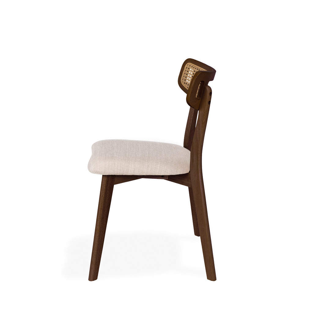 Shirley Nogueira beige chair