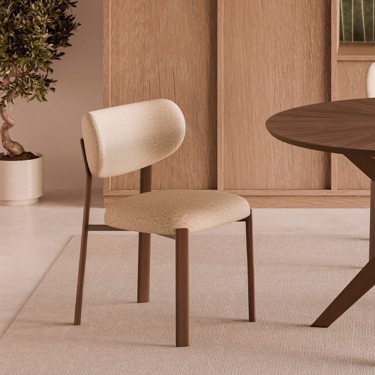 Rumi chair beige/walnut legs