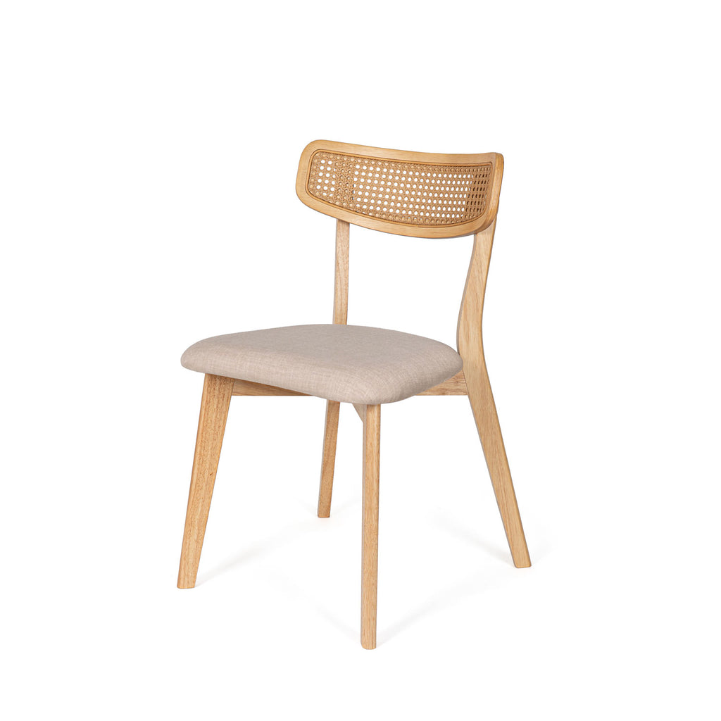 Shirley Carvalho beige chair