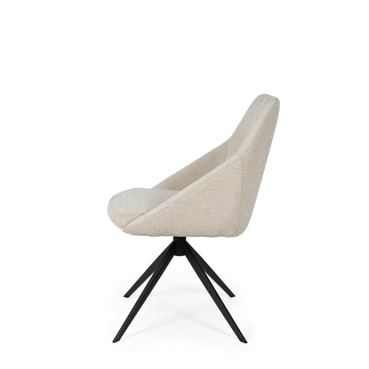 Akira chair beige/black legs