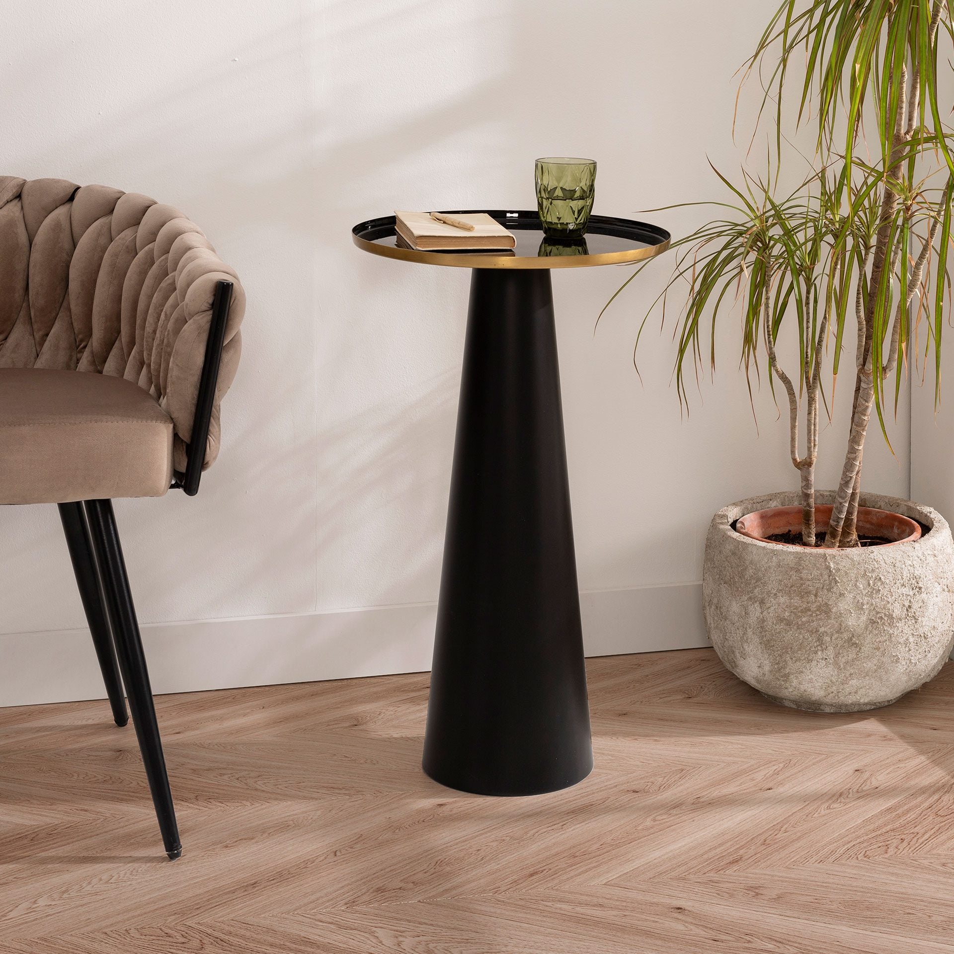 Mesa Auxiliar Metal Preto e Dourado